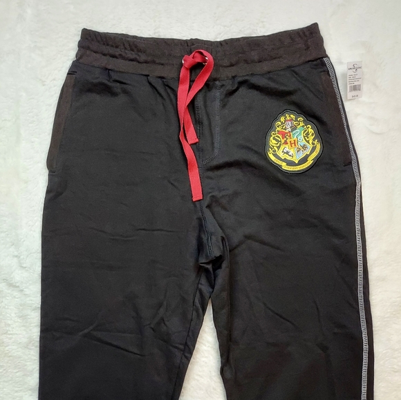 Harry Potter Hogwarts Universal Studios Black High Rise Joggers Size S - Picture 4 of 12